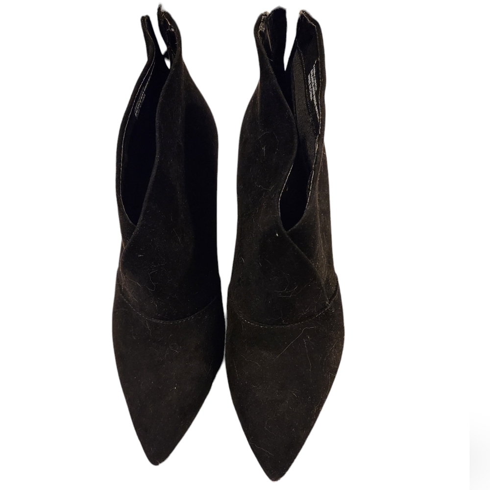 Express women's black ankle bootie heels size 8